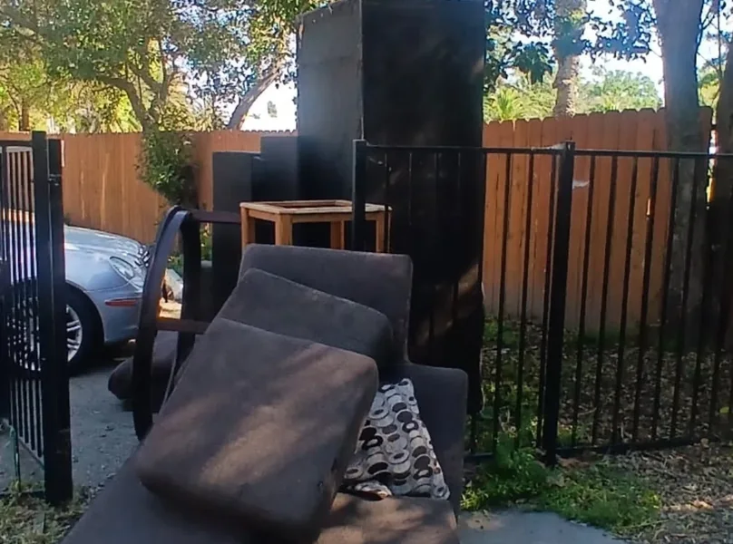Outdoor furniture removal — project photo 1