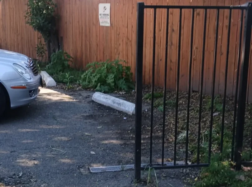 Outdoor furniture removal — project photo 2