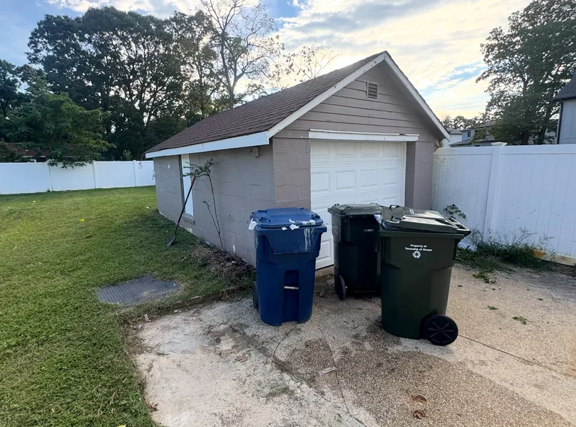 Backyard cleanup — project photo 7